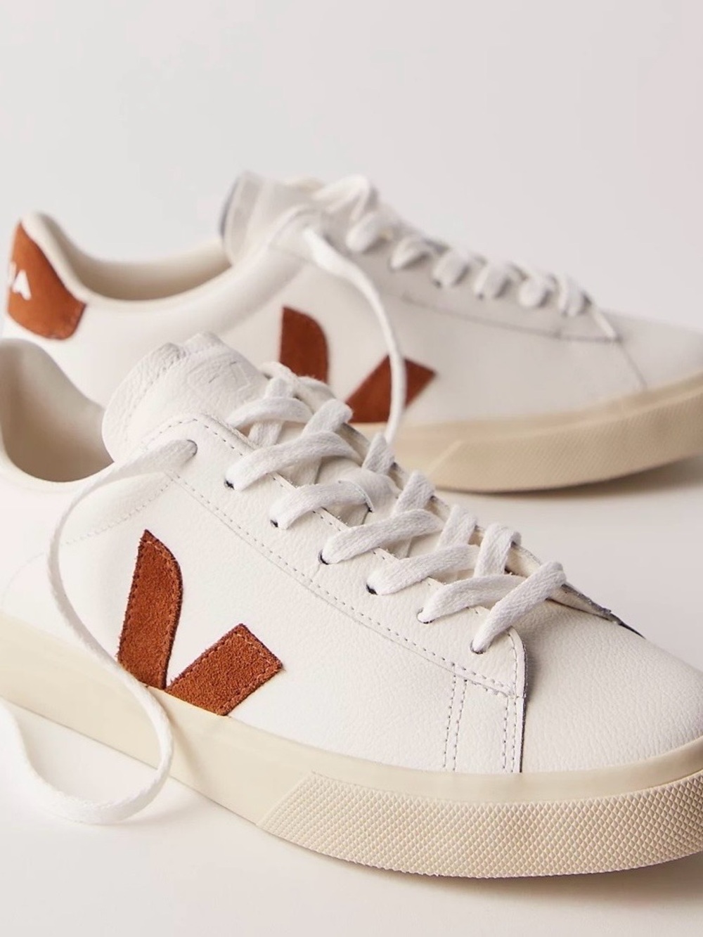 Veja Campo Sneakers Cognac